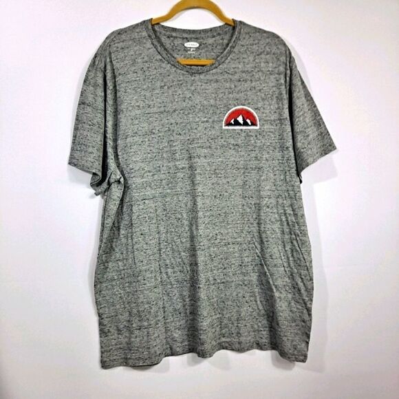 Mens small graphic T shirt NWT - Picture 1 of 9